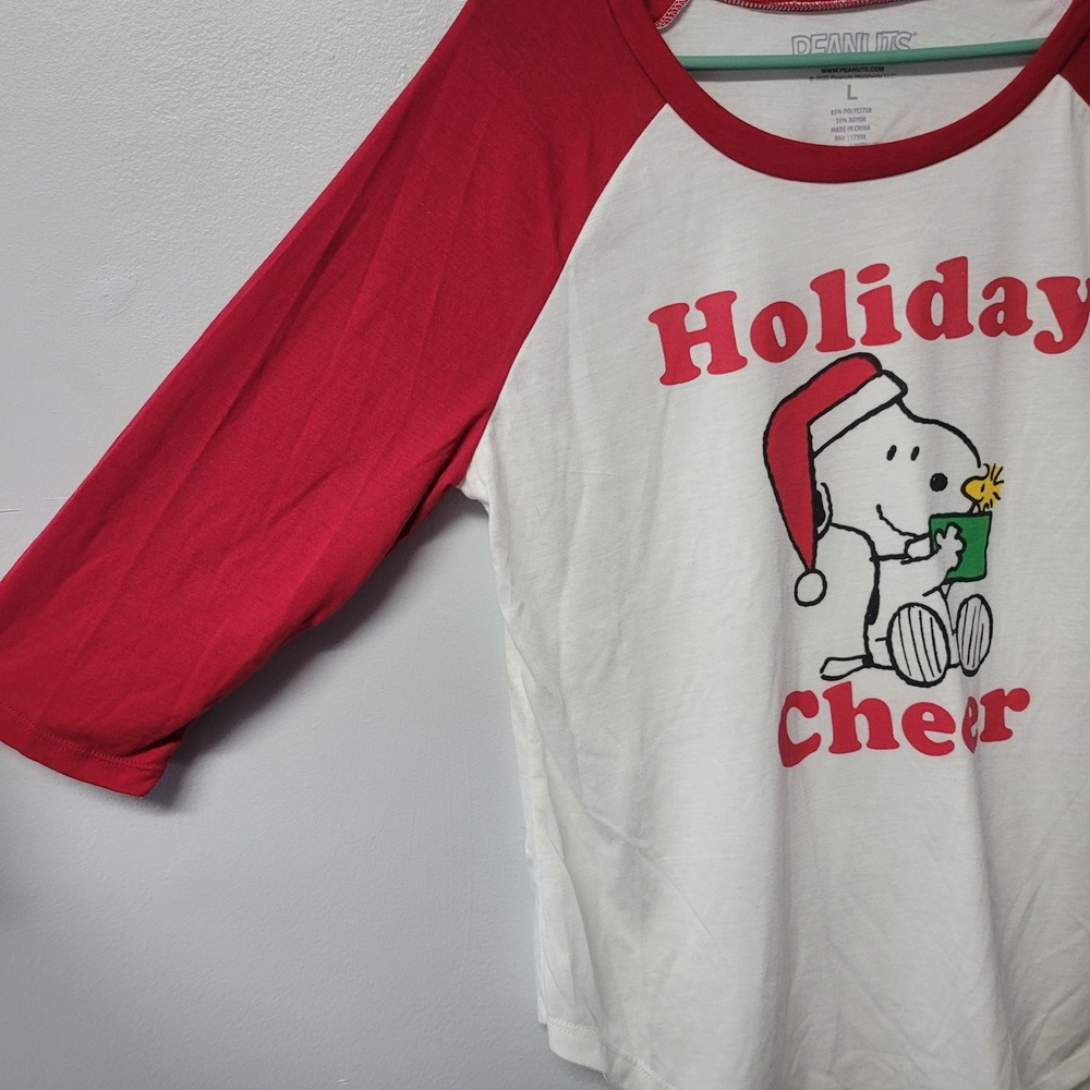Peanuts Snoopy Holiday Cheer Raglan Shirt Womens‎ Large Red White Christmas Top - Picture 3 of 7